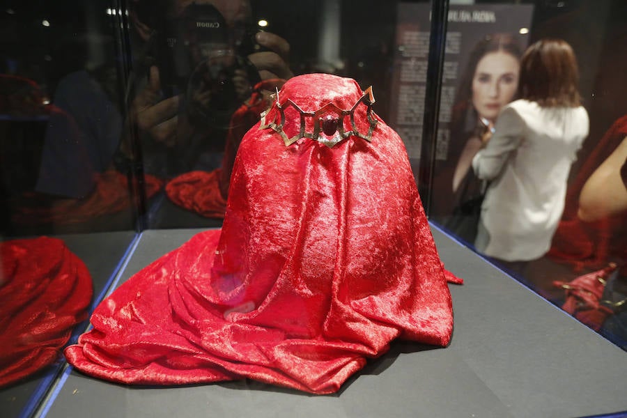  ‘Juego de Tronos’ | Una de sus coronas de la serie más exitosa de la televisión en los últimos años ¿Quieres sentarte en el trono? 