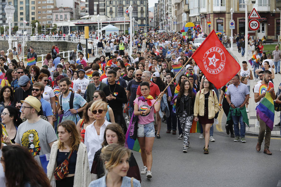 Desfile del Orgullo en Gijón.