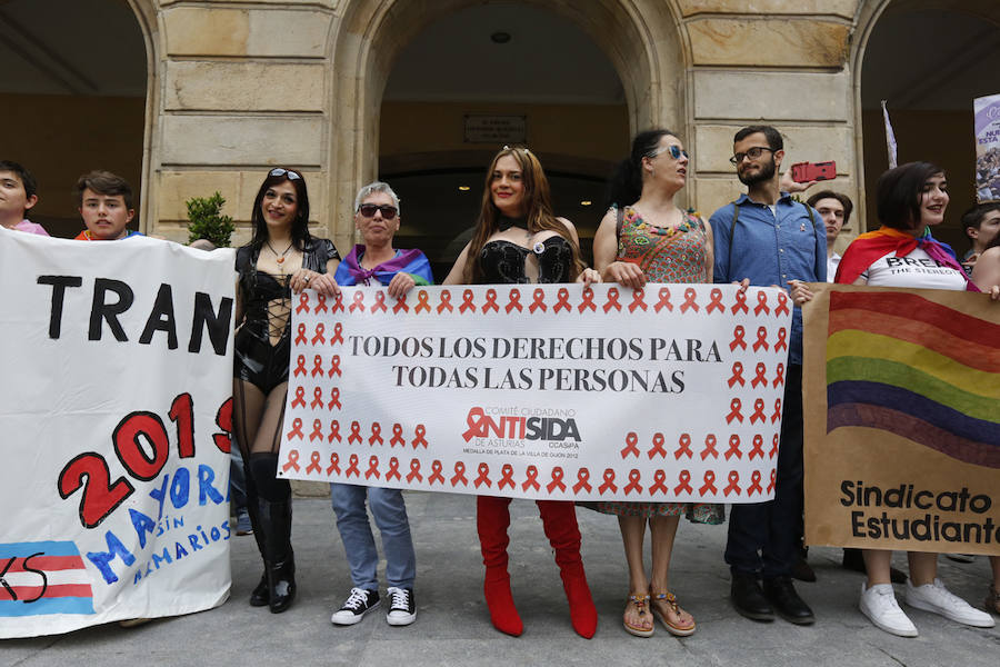 Desfile del Orgullo en Gijón.