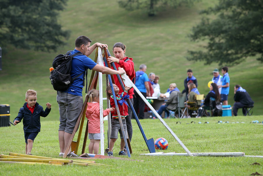 Multitudinaria misa en El Naranco, Oviedo. 