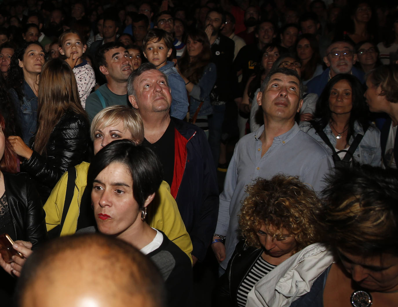 ¡Búscate en entre los asistentes al recital que tuvo como escenario el festival Metrópoli!