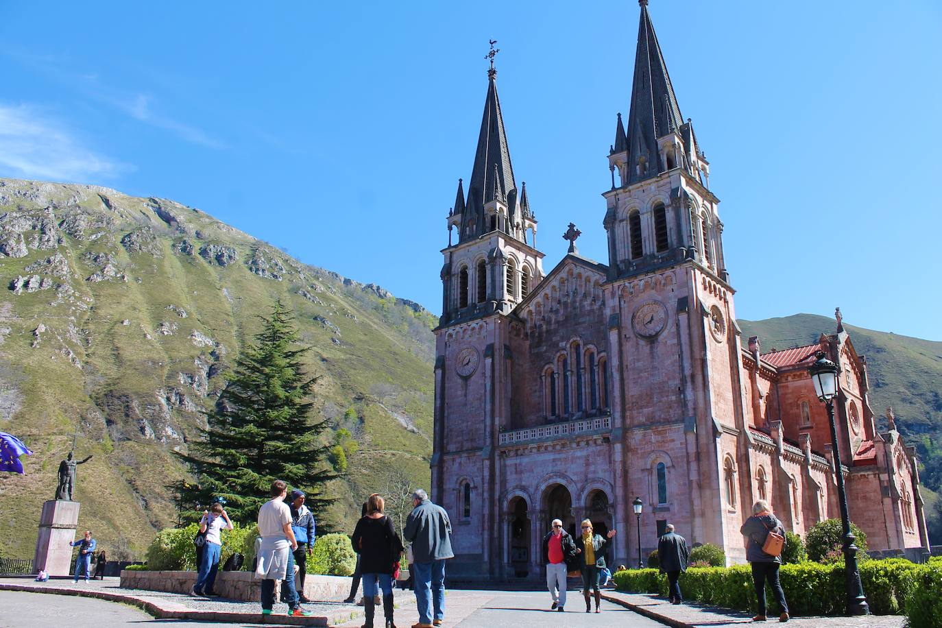  Covadonga.