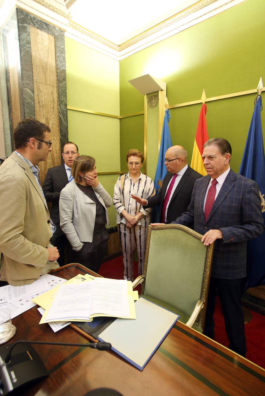 Fotos: Primer pleno del Ayuntamiento de Oviedo