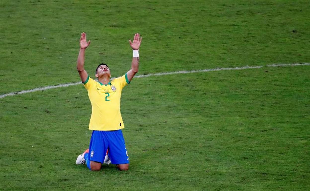 Thiago Da Silva, de Brasil. 