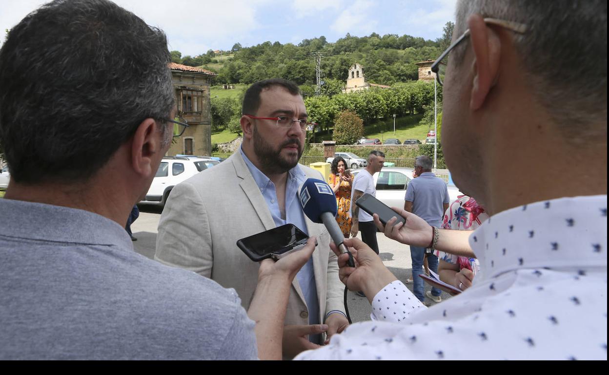 PSOE y Podemos apelan al entendimiento y a dejar atrás los «bloqueos» de la pasada legislatura