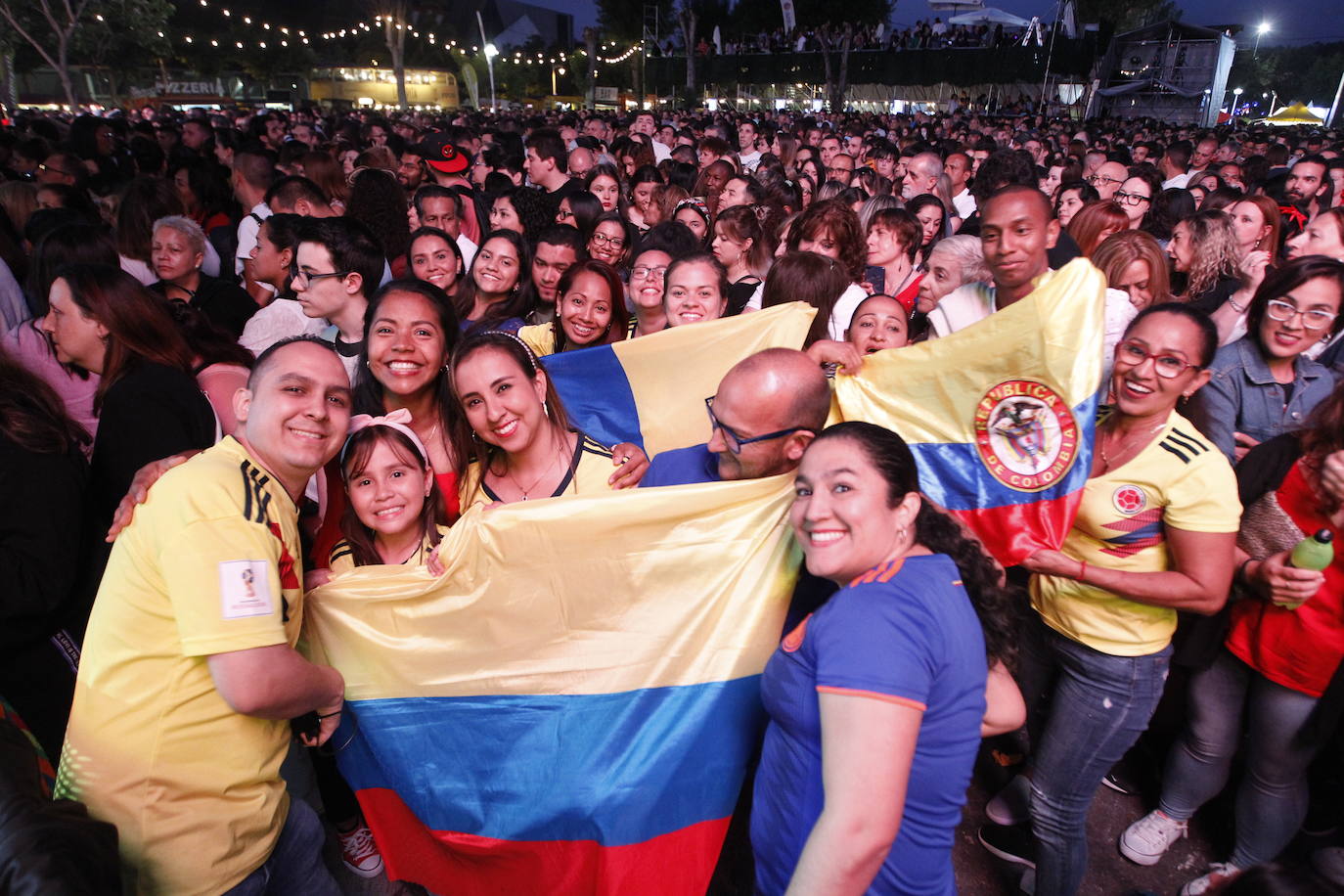 Metrópoli cerró su sexta edición con un concierto del colombiano que abarrotó el recinto ferial y puso a los asistentes a bailar al ritmo de rock latino. 