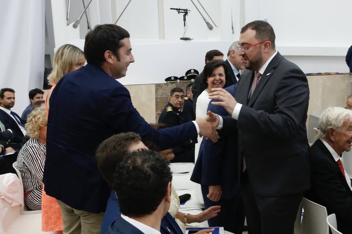 El expresidente del Principado Javier Fernández fue homenajeado este mediodía en Galicia por el gobierno de Núñez Feijóo.