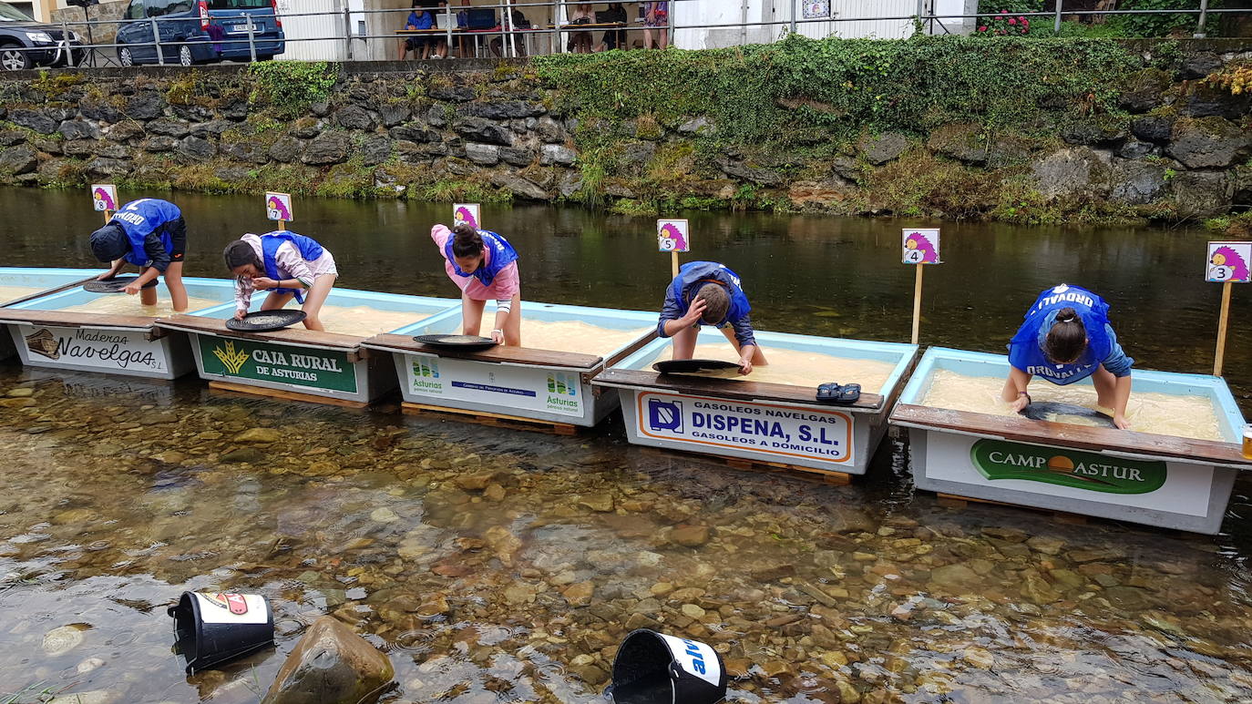 El Campeonato Nacional de Bateo de Oro de Navelgas ha superado el récord de inscripción con más de 200 participantes