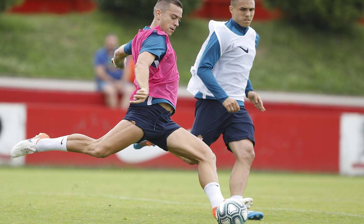 Juan Rodríguez, en un entrenamiento en Mareo. 