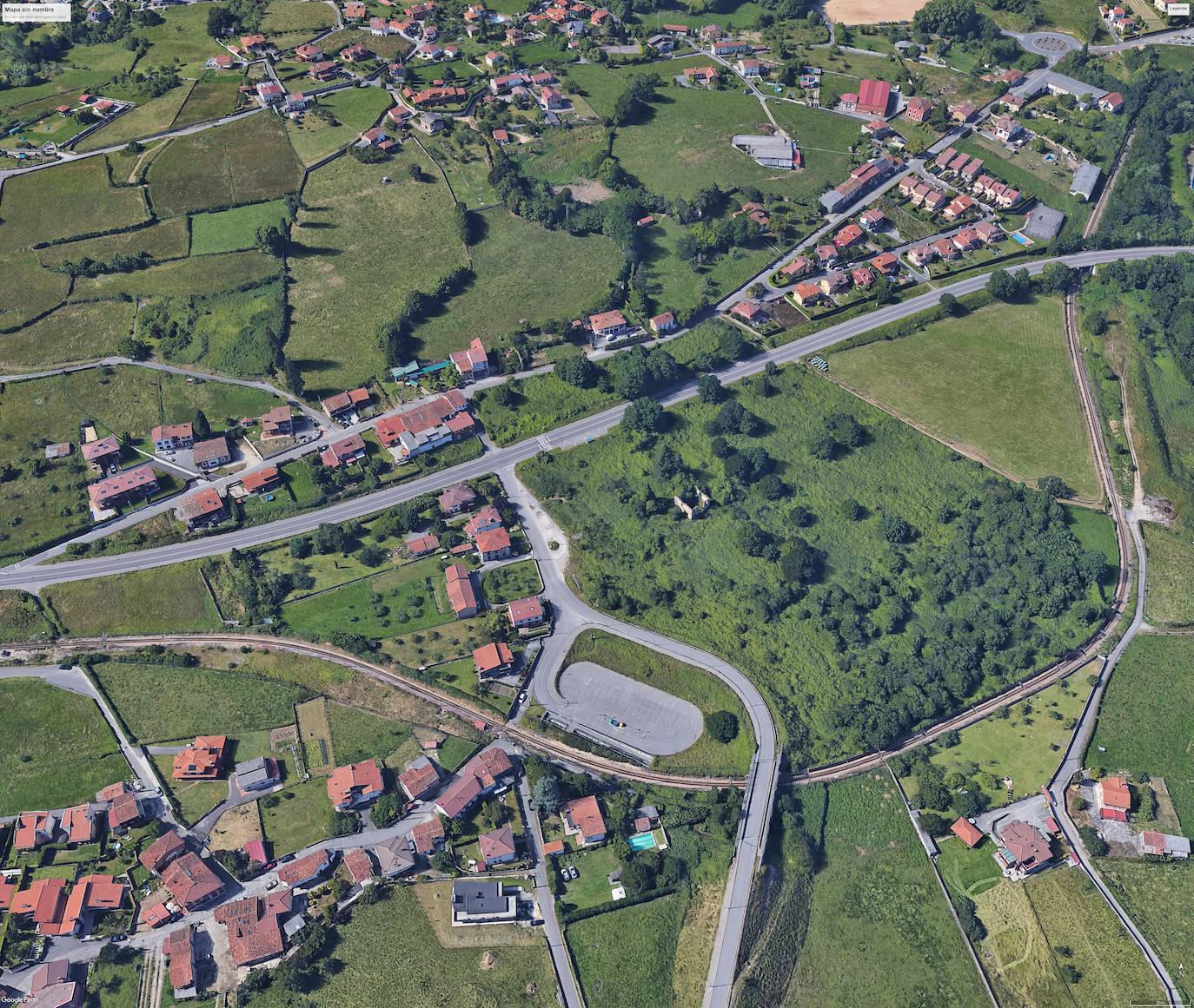 Siero. En el tramo entre Pola y El Berrón la N-634 tiene un cruce para el apeadero de La Carrera; el proyecto propone pacificar el tráfico con una glorieta.