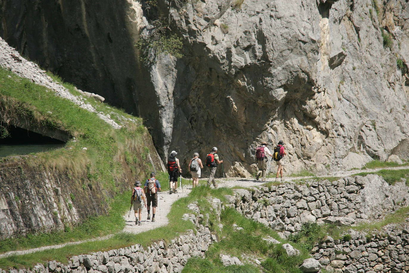 Recorrer la Ruta del Cares