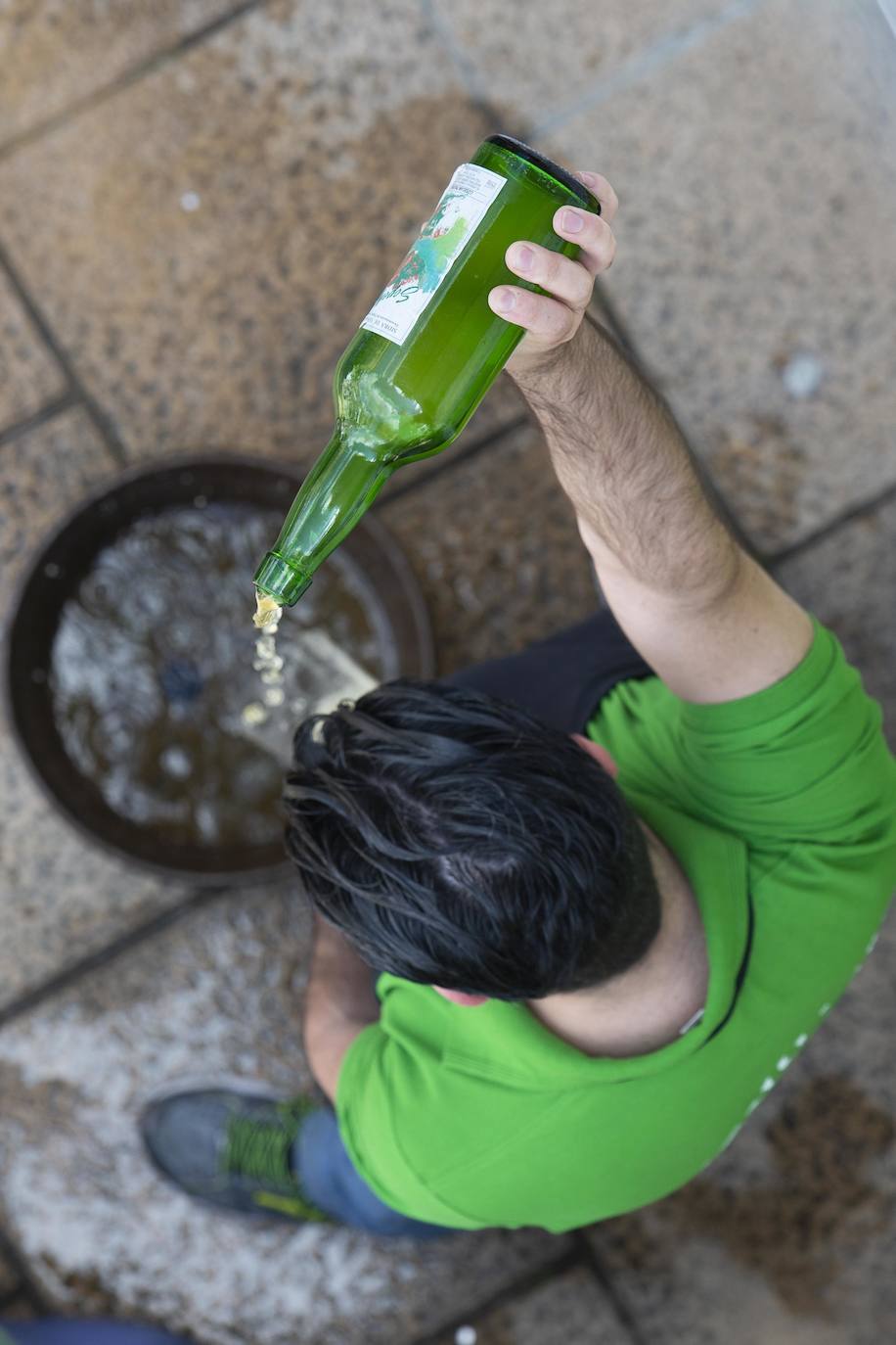 Demostrar que sabemos escanciar sidra