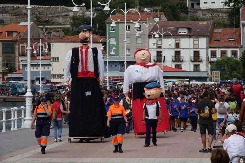 Cientos de niños tomaron parte en el Mini Sella, en el que será un aperitivo de la prueba grande que se celebrará el próximo sábado. 