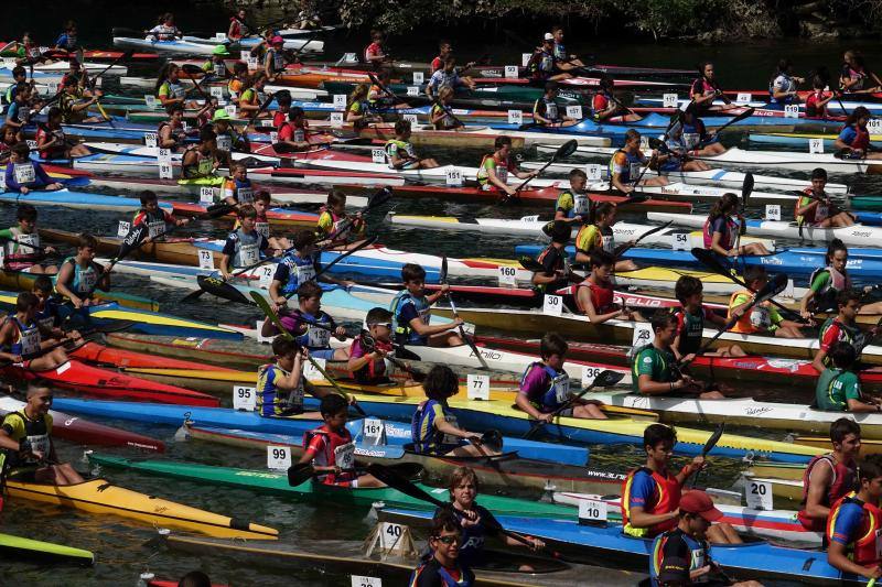 Cientos de niños tomaron parte en el Mini Sella, en el que será un aperitivo de la prueba grande que se celebrará el próximo sábado. 