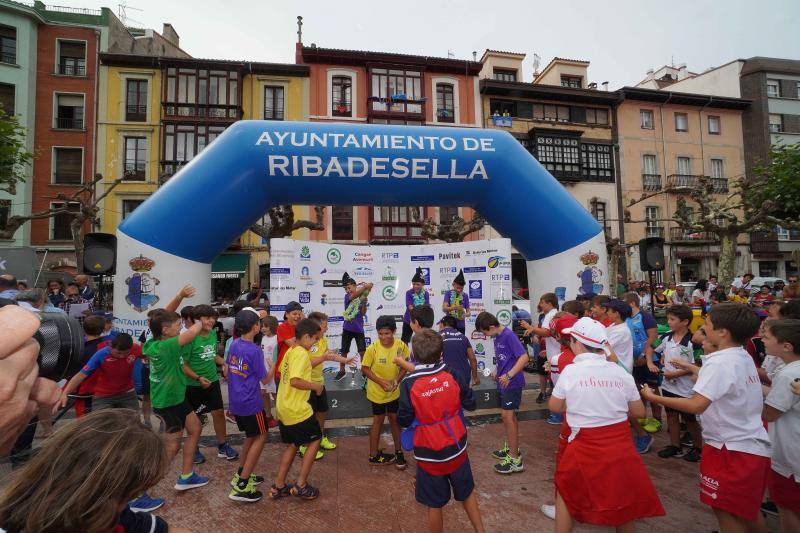 Cientos de niños tomaron parte en el Mini Sella, en el que será un aperitivo de la prueba grande que se celebrará el próximo sábado. 