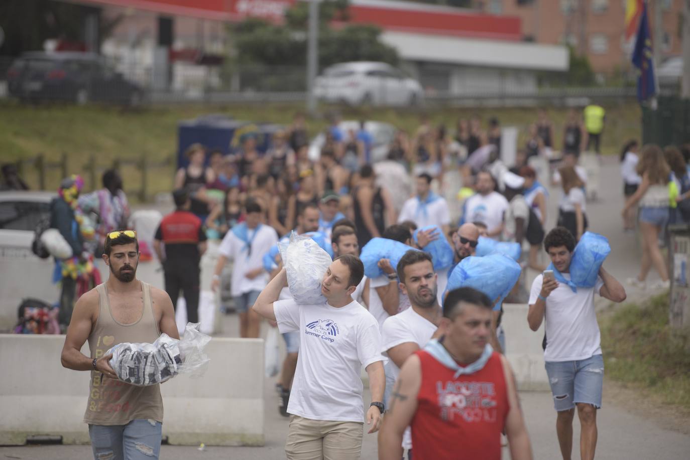 Doscientos efectivos trabajaron para asegurar la integridad de las más de 40.000 personas que se acercaron al prau Salcéu este domingo