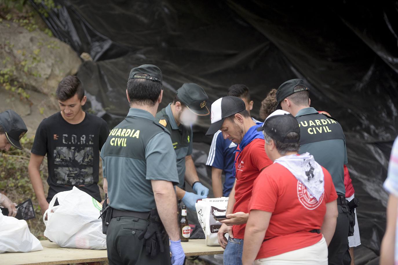 Doscientos efectivos trabajaron para asegurar la integridad de las más de 40.000 personas que se acercaron al prau Salcéu este domingo