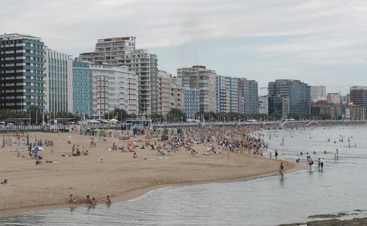Menos calor y más lluvia para este fin de semana en Asturias