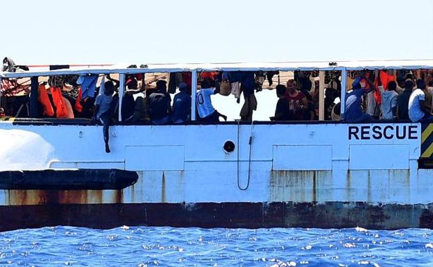 Salvini insiste en negar el atraque del 'Open Arms': «¿Reapertura de puertos? No en mi nombre»