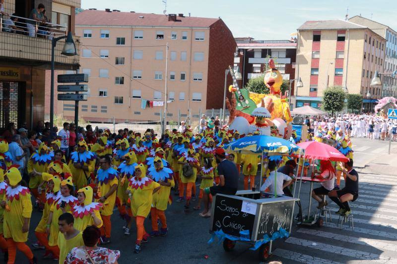 Cientos de personas se dan cita en una de las fiestas más populares del verano asturiano. 