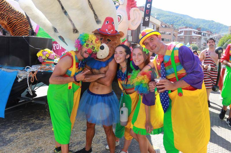 Cientos de personas se dan cita en una de las fiestas más populares del verano asturiano.
