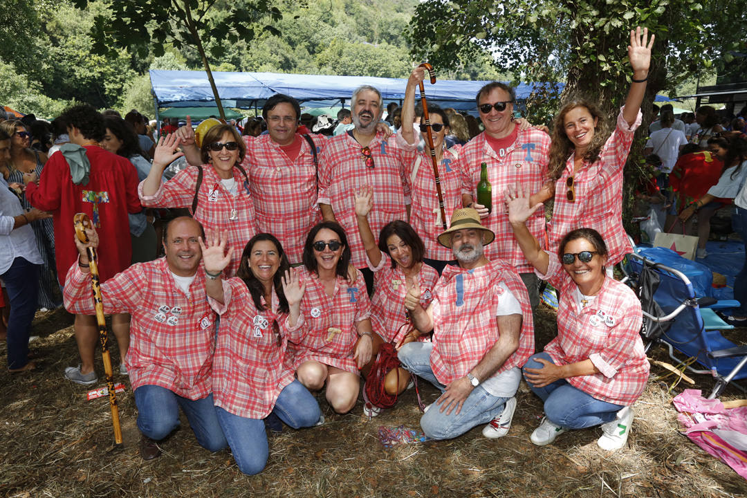 Miles de luarqueses y turistas disfrutaron este jueves de las populares fiestas de San Timoteo. ¡Búscate en nuestra galería! 