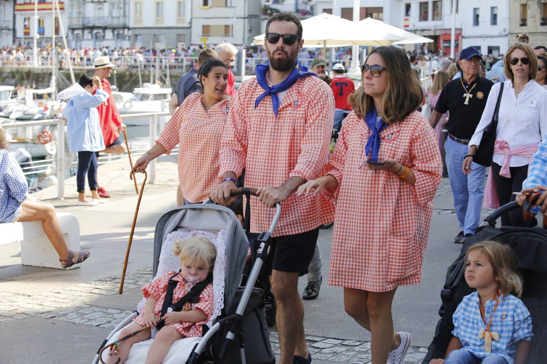 Miles de luarqueses y turistas disfrutaron este jueves de las populares fiestas de San Timoteo. ¡Búscate en nuestra galería! 