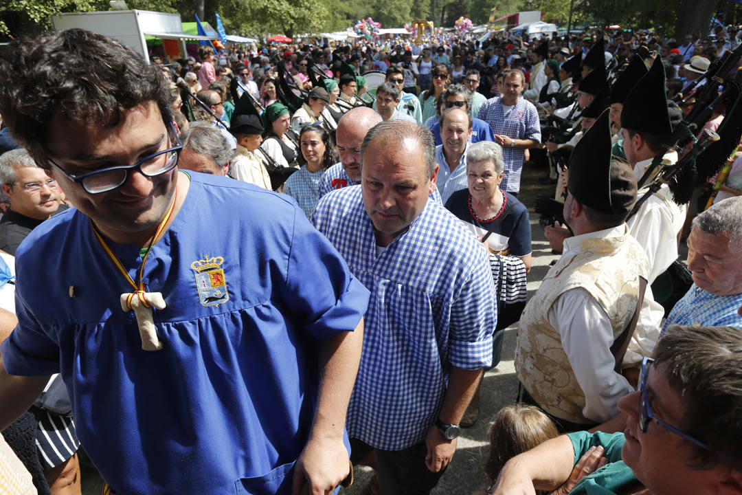 Miles de luarqueses y turistas disfrutaron este jueves de las populares fiestas de San Timoteo. ¡Búscate en nuestra galería! 