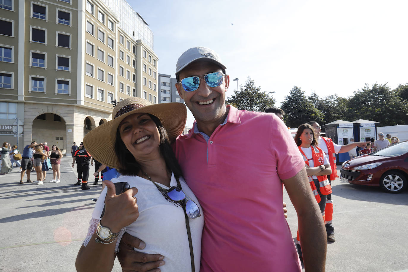 La playa de Poniente ha acogido un nuevo récord en una de las actividades más multitudinarias del verano gijonés.