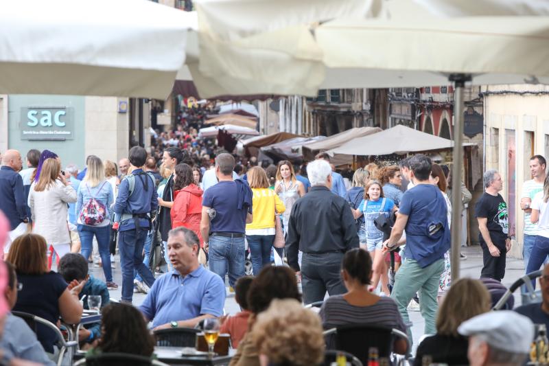 El Mercado Medieval de San Agustín reúne más de cien puestos de venta y gastronomía, atracciones infantiles y espectáculos de animación de calle.