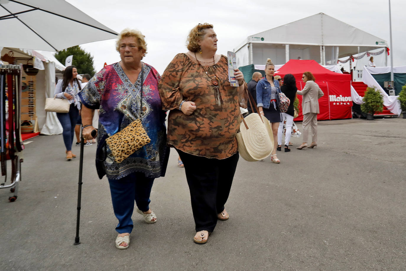 Las Mestas vive de nuevo el Concurso Hípico más importante del verano en España, que mantiene el carácter de oficial y que llega ya a los 77 años de vida. Emoción, saltos, galopes y 5 días por delante para cerrar el verano con un fin de semana de gran altura en Gijón.