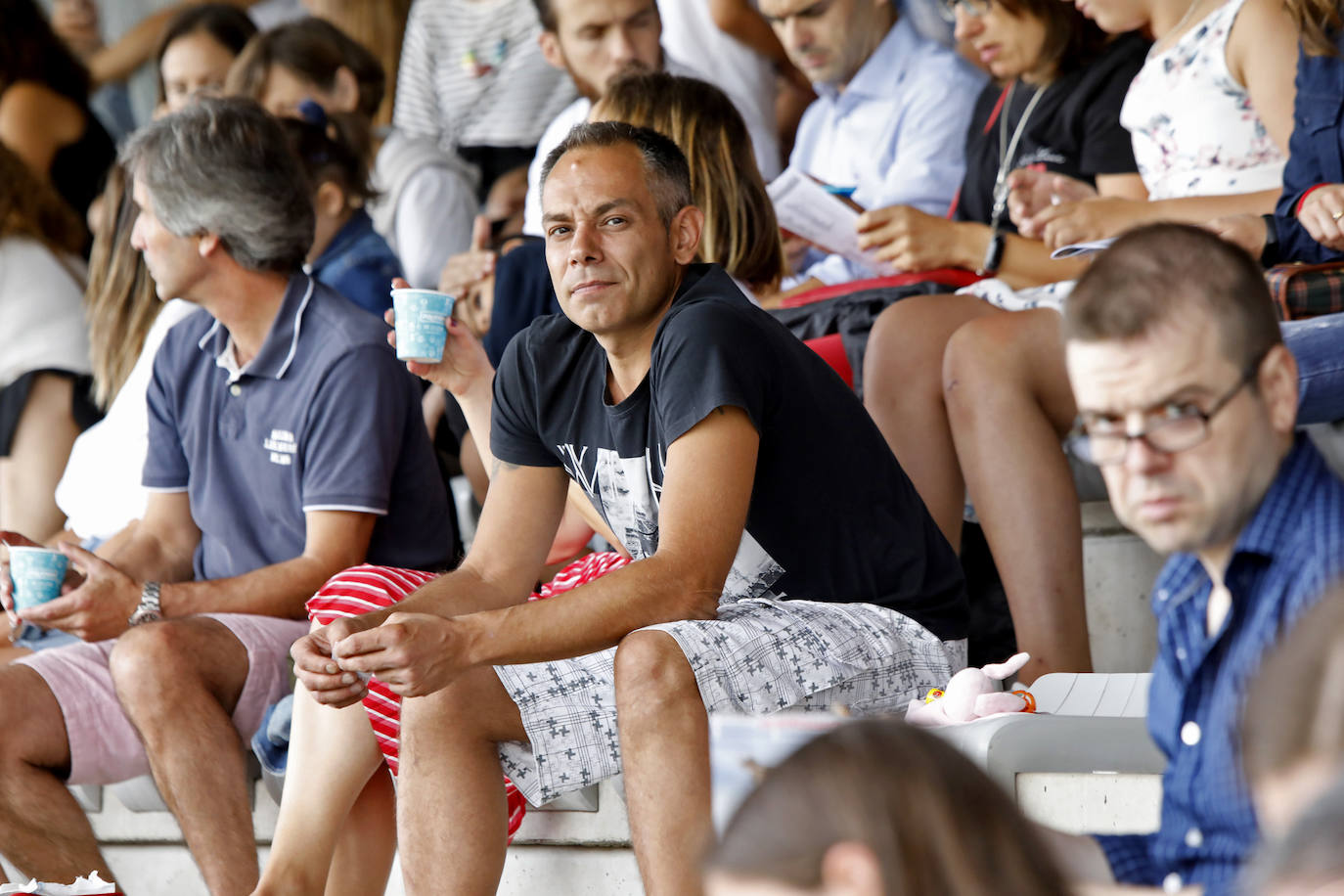 Las Mestas vive de nuevo el Concurso Hípico más importante del verano en España, que mantiene el carácter de oficial y que llega ya a los 77 años de vida. Emoción, saltos, galopes y 5 días por delante para cerrar el verano con un fin de semana de gran altura en Gijón.