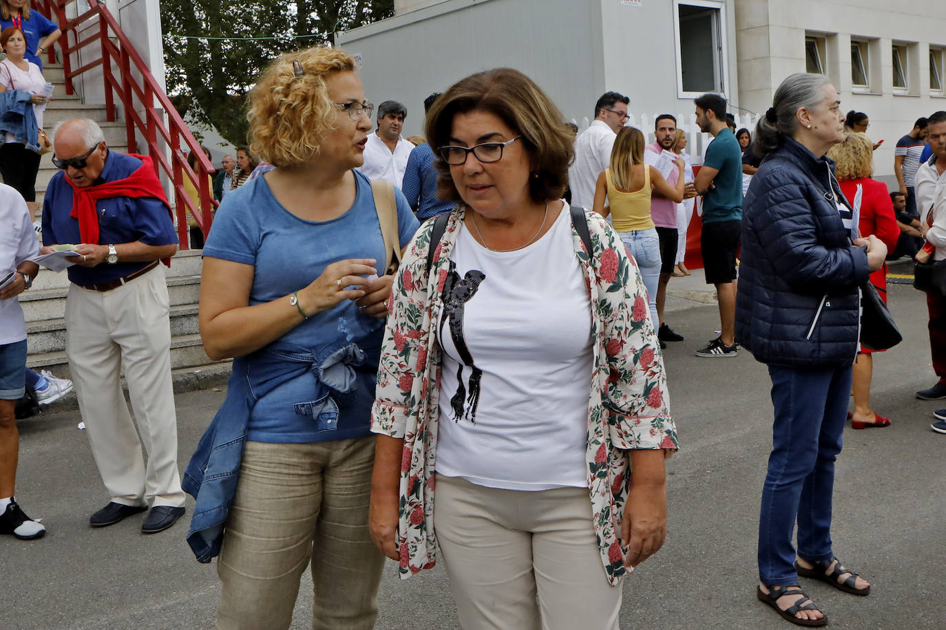 Las Mestas vive de nuevo el Concurso Hípico más importante del verano en España, que mantiene el carácter de oficial y que llega ya a los 77 años de vida. Emoción, saltos, galopes y 5 días por delante para cerrar el verano con un fin de semana de gran altura en Gijón.