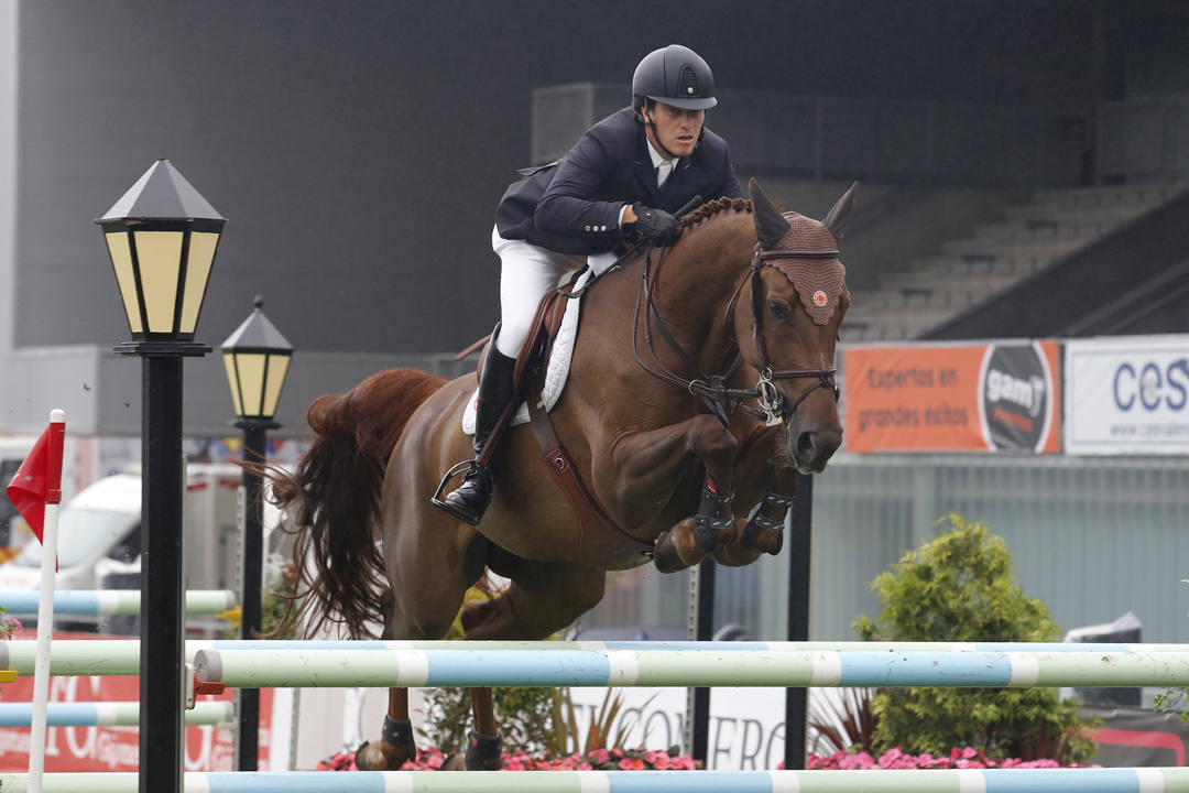 Fotos: Eduardo Álvarez Aznar se impone en una jornada trepidante en el hípico