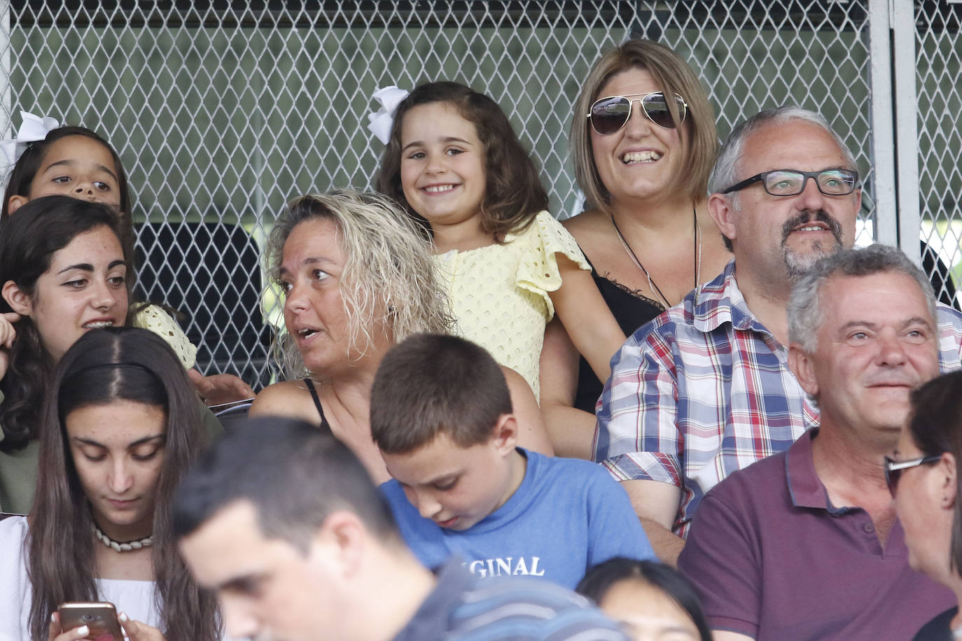 El hipódromo de Las Mestas acogió este sábado las pruebas del CSIO Gijón 2019.