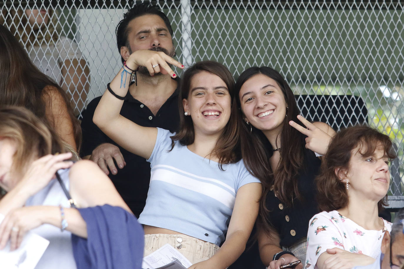 El hipódromo de Las Mestas acogió este sábado las pruebas del CSIO Gijón 2019.