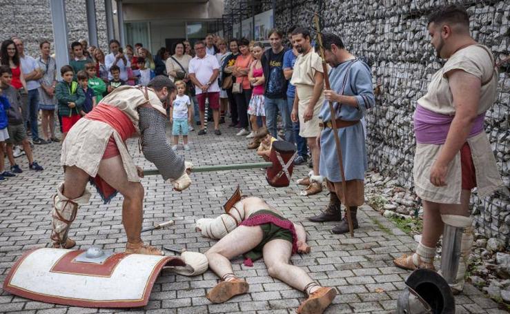 El Museo de la Villa Romana de Veranes vive sus jornadas de recreación histórica.