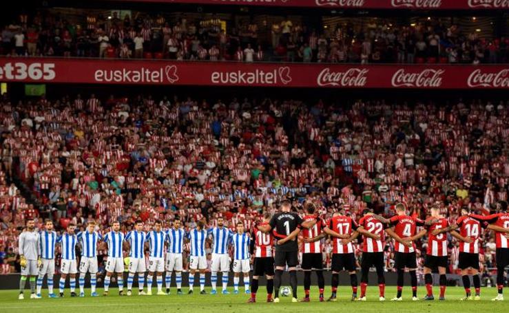 Los distintos estadios de la Liga española guardaron ayer un minuto de silencio en recuerdo a Xana, hija del técnico asturiano Luis Enrique.