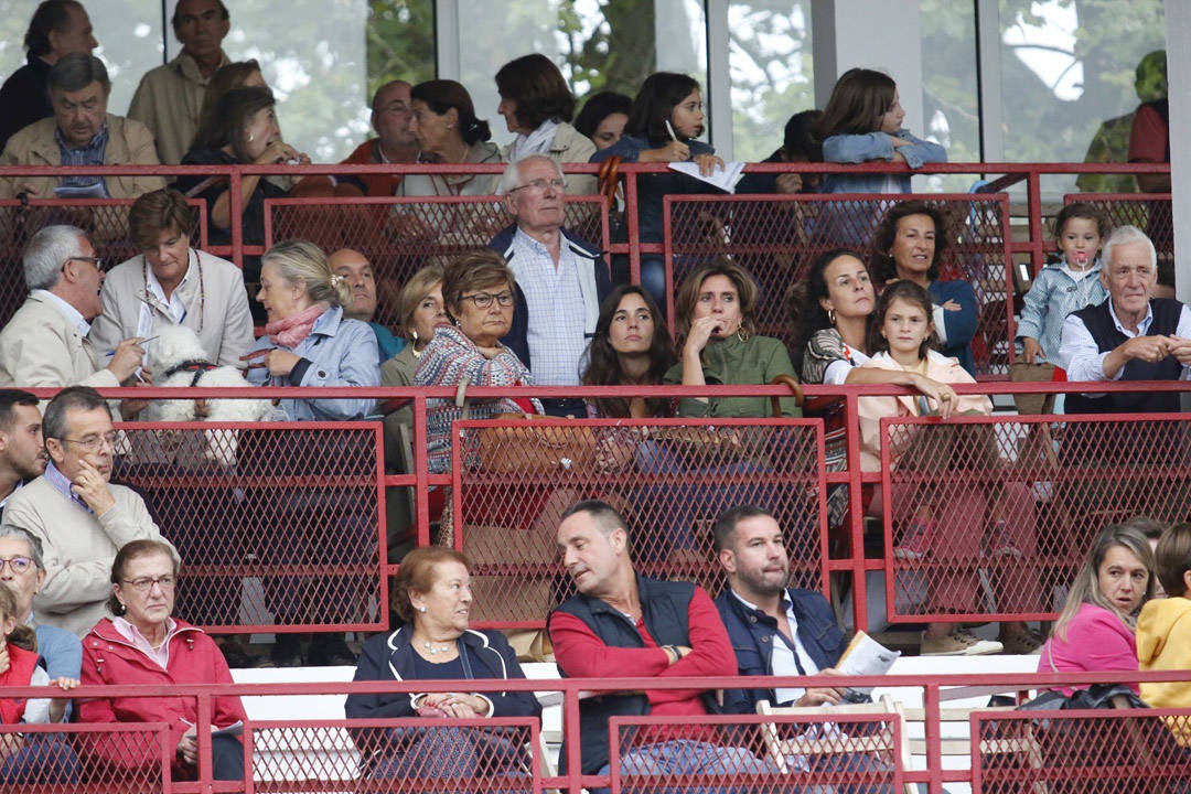 El hipódromo de Las Mestas acogió este domingo las últimas pruebas del CSIO Gijón 2019.