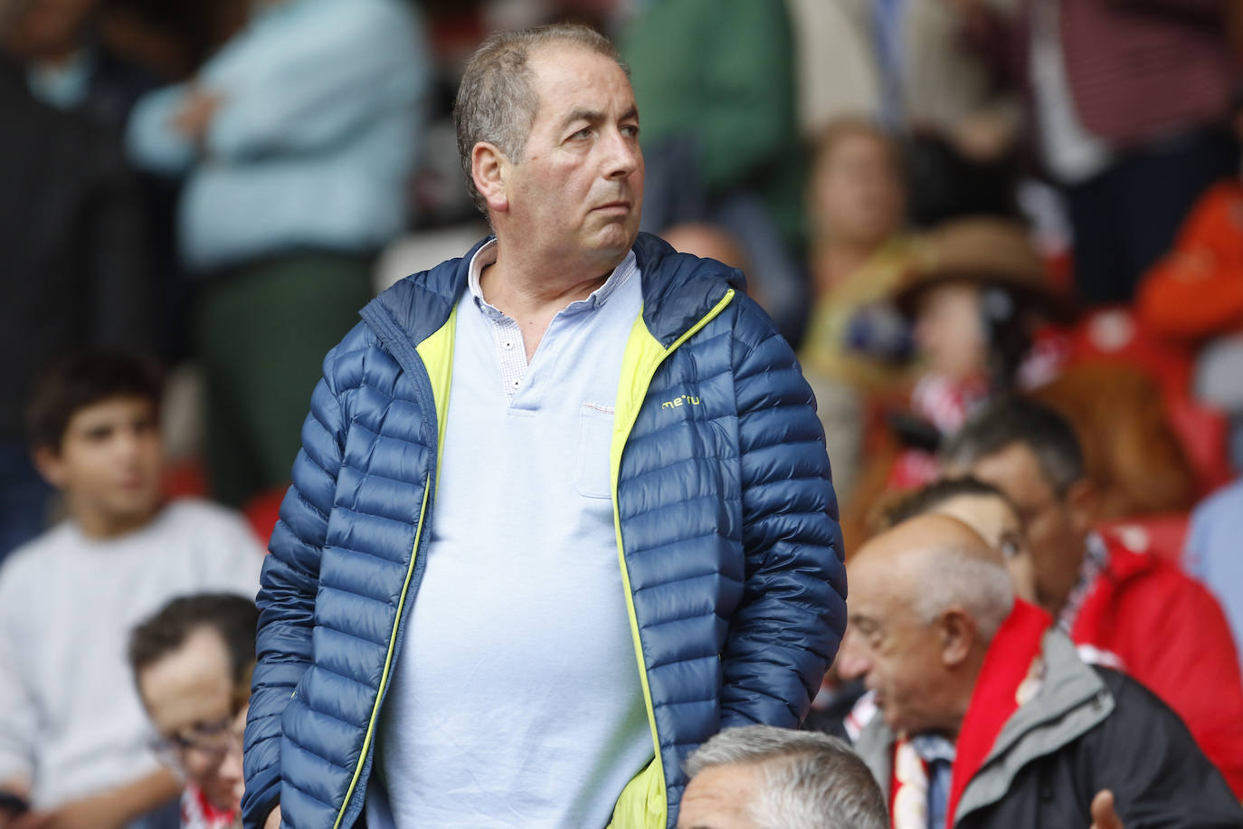 El Molinón se rinde a Manu García en la victoria del Sporting.