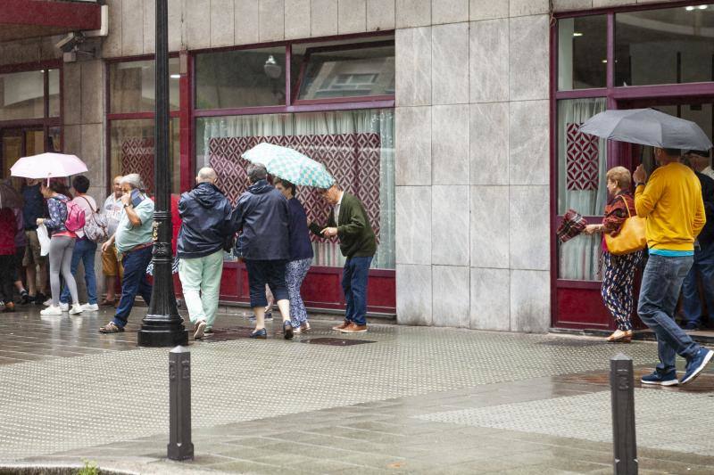 Fotos: Temperaturas otoñales y de intensas lluvias en Asturias