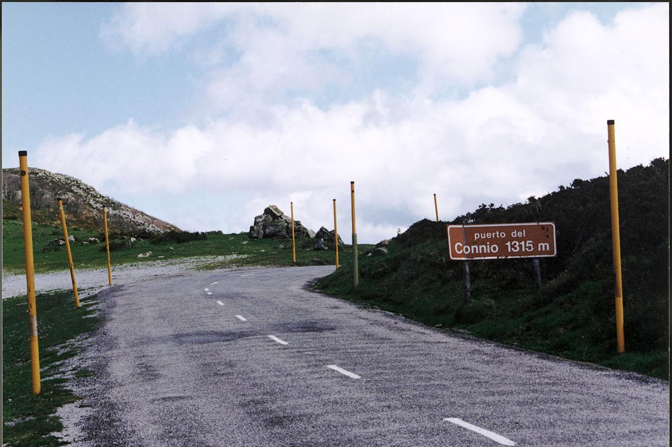Puerto del Connio (1ªcat; 1315m) segundo puerto de la etapa 15. 