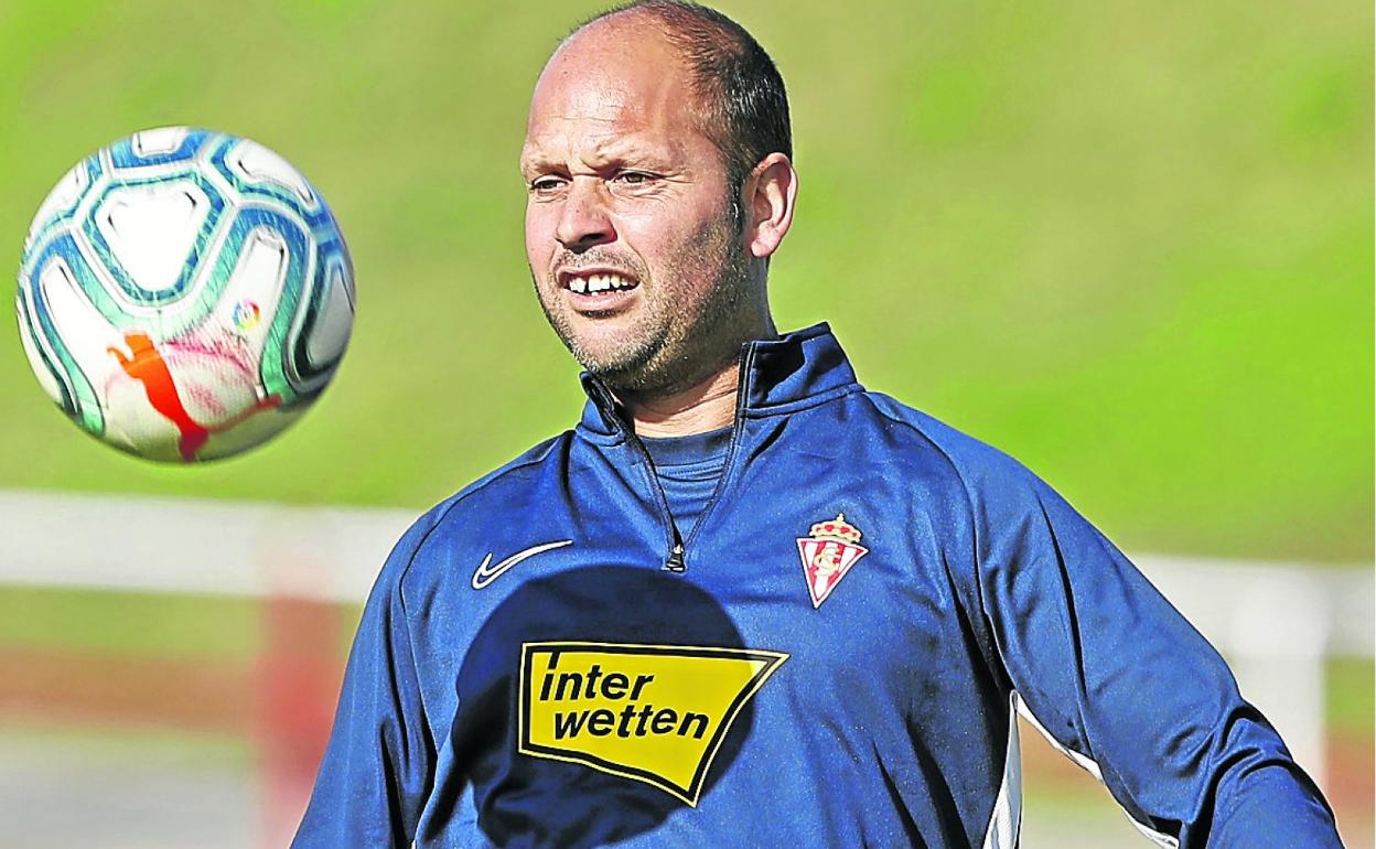 José Alberto, en un momento de la sesión de ayer, antes de viajar a Zaragoza.