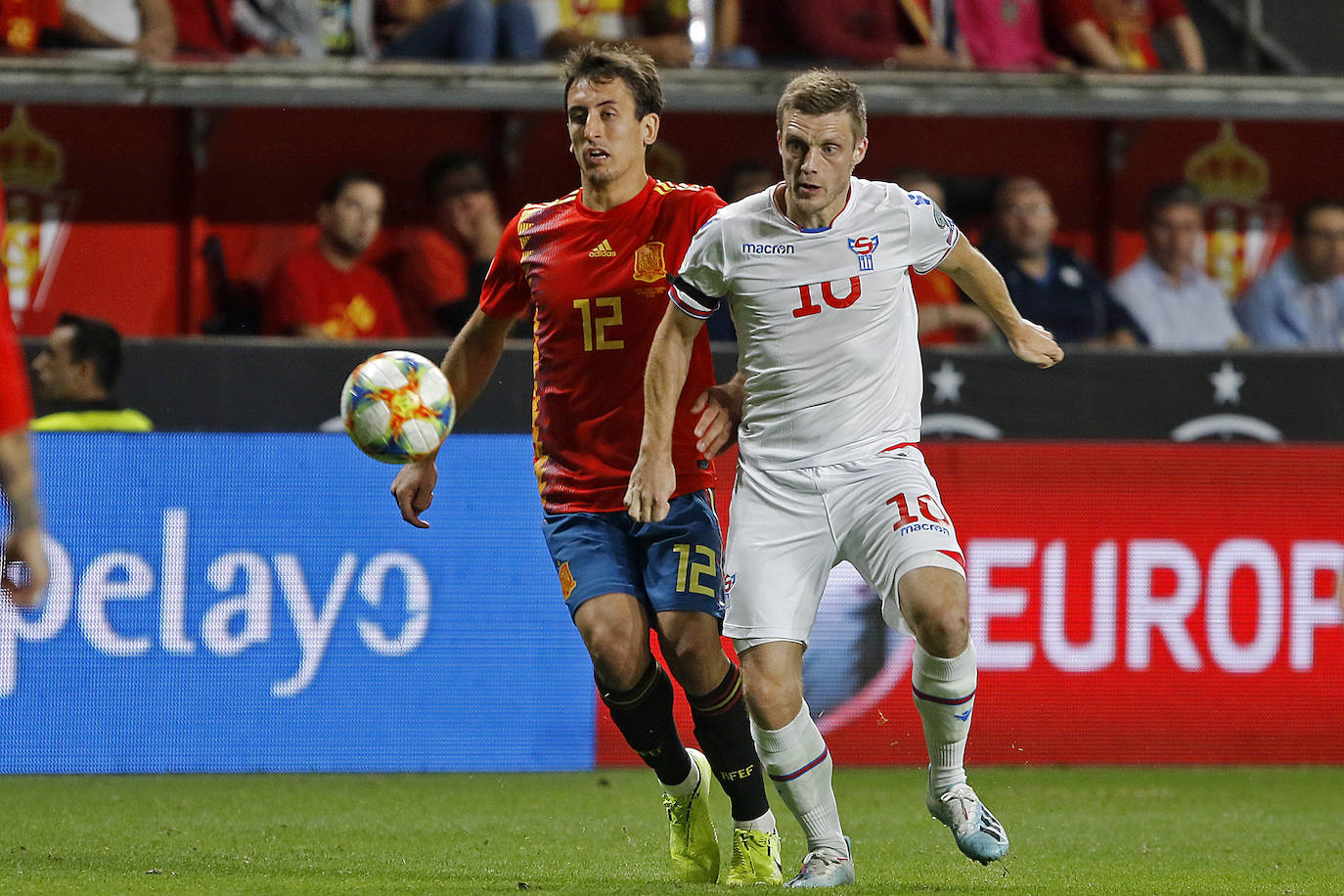 Fotos: Las imágenes del amistoso entre España e Islas Feroe