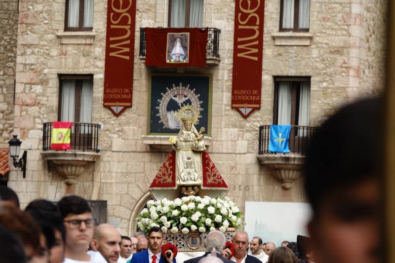 Fotos: Covadonga vuelve a reinar