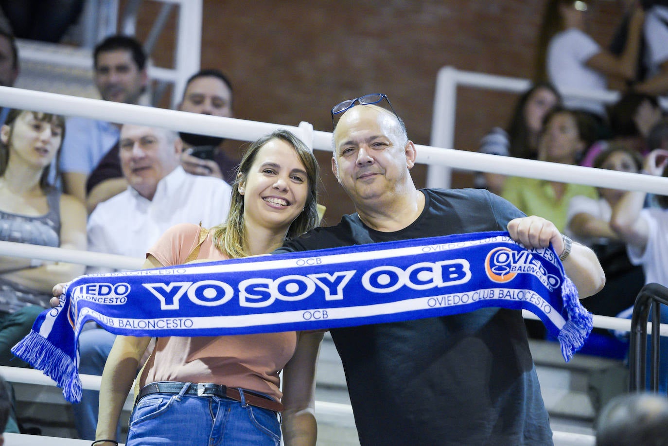 Fotos: ¿Estuviste en el partido entre el OCB - Real Madrid? ¡Búscate!