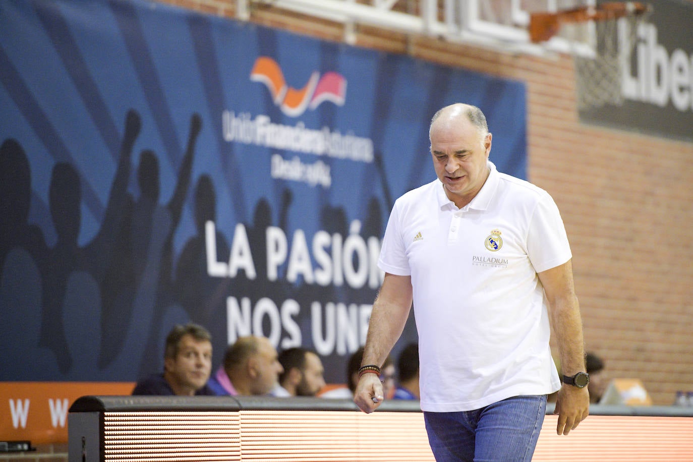 Fotos: Las mejores imágenes del Liberbank Oviedo - Real Madrid