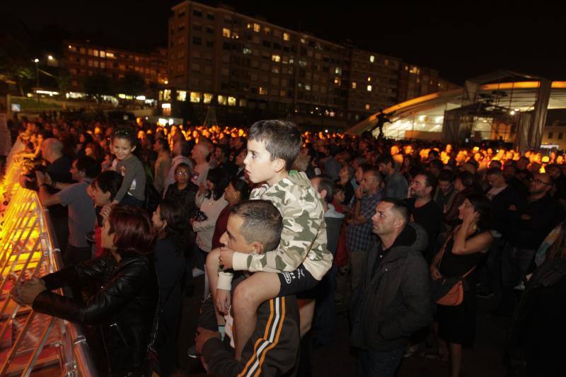 Willy Naves fue el encargado de abrir los conciertos de San Mateo en la jornada del sábado. Ilegales y Los Enemigos completaron la jornada musical en la capital.