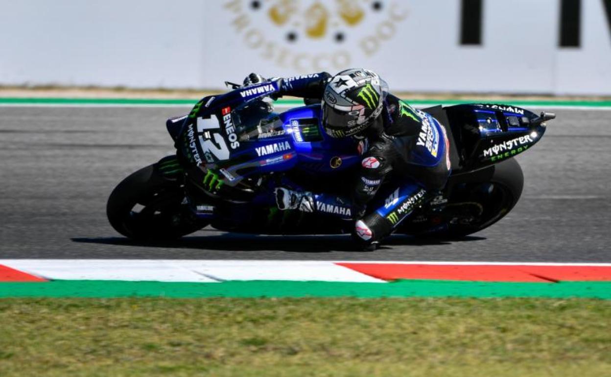 Maverick Viñales, durante la sesión de clasificación en Misano.