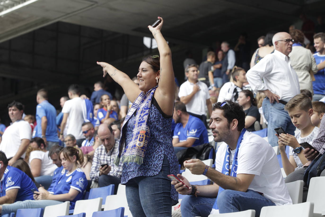 El Elche dominó y derrotó al Real Oviedo (0-2) con dos tantos de Yacine Qasmir en un partido cómodo para los ilicitanos en el que las imprecisiones les costaron a los carbayones tres puntos -además de dos nuevas expulsiones- y en el que los de Pacheta dieron un repaso táctico a su rival.